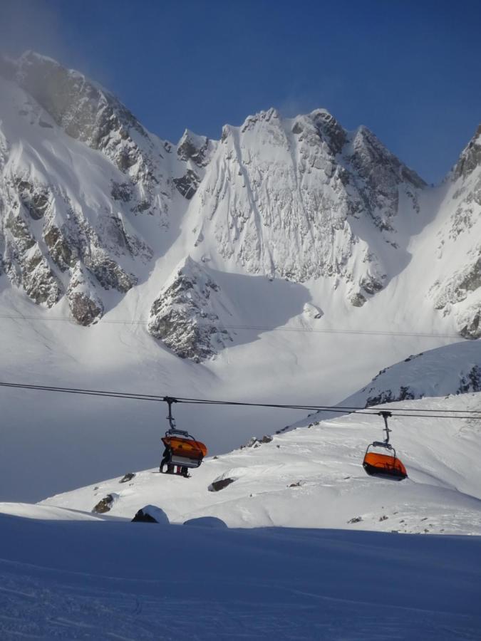 Piz Ot Hotel ซัมเนาน์ ภายนอก รูปภาพ