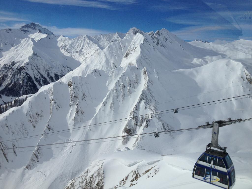 Piz Ot Hotel ซัมเนาน์ ภายนอก รูปภาพ