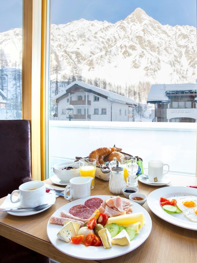 Piz Ot Hotel ซัมเนาน์ ภายนอก รูปภาพ